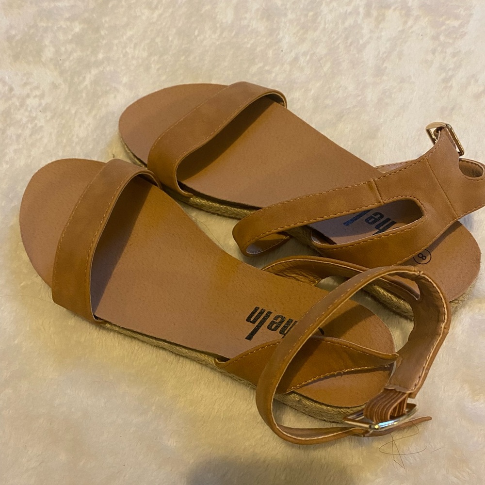 Tan sandals size 8